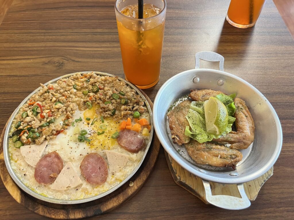 江子翠早午餐|泰之初Brunch|晚餐也吃得到泰式早午餐,份量超多超滿足 板牆早午餐推薦|泰之初Brunch
