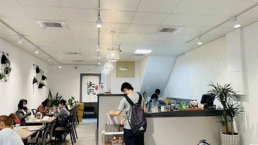 高雄冰品推薦,冰品地圖一次解鎖!叮咚小編精選11間冰店,刨冰、蔗片冰、冰淇淋,總有一間能解你的暑~ 高雄冰品推薦|禾苑蔗片冰