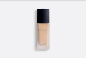 DIOR 超完美持久粉底液 