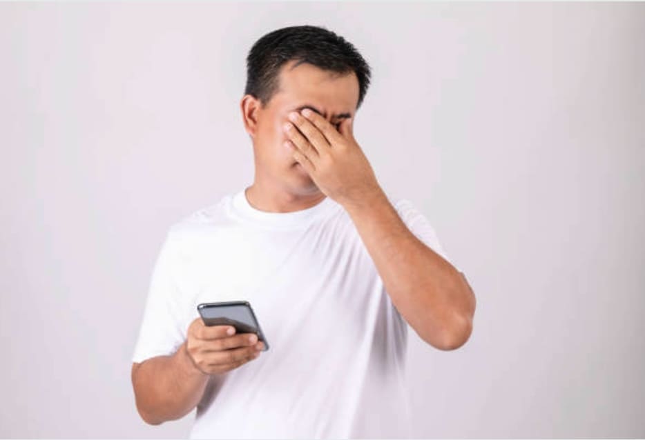 眼睛經常疲勞乾澀?小心用眼過度!6大保養方法還你健康雙眼! 眼睛又乾又癢 是用眼過度症狀!