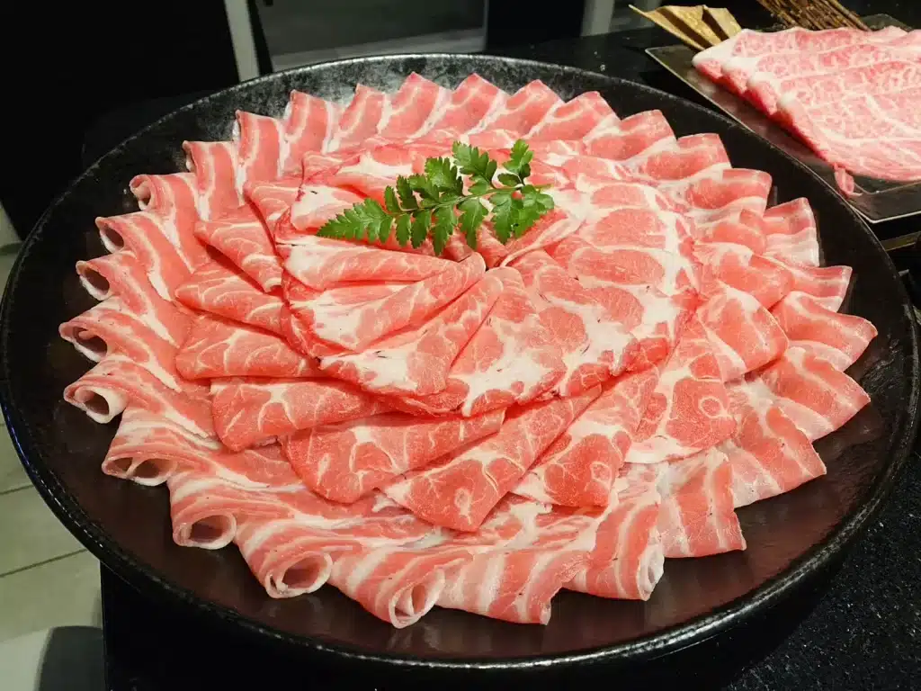 「天鍋」麻辣鴛鴦鍋｜泡泡雞白湯x紅金麻辣湯