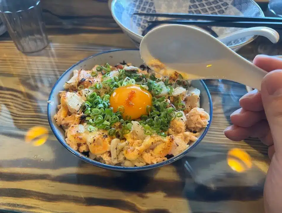 【台北拉麵推薦】崇灯拉麵|台灣罕見的魚貝系湯頭,整條星鰻、大顆干貝之超豪華陣容 叮咚News|分享新奇與樂趣
