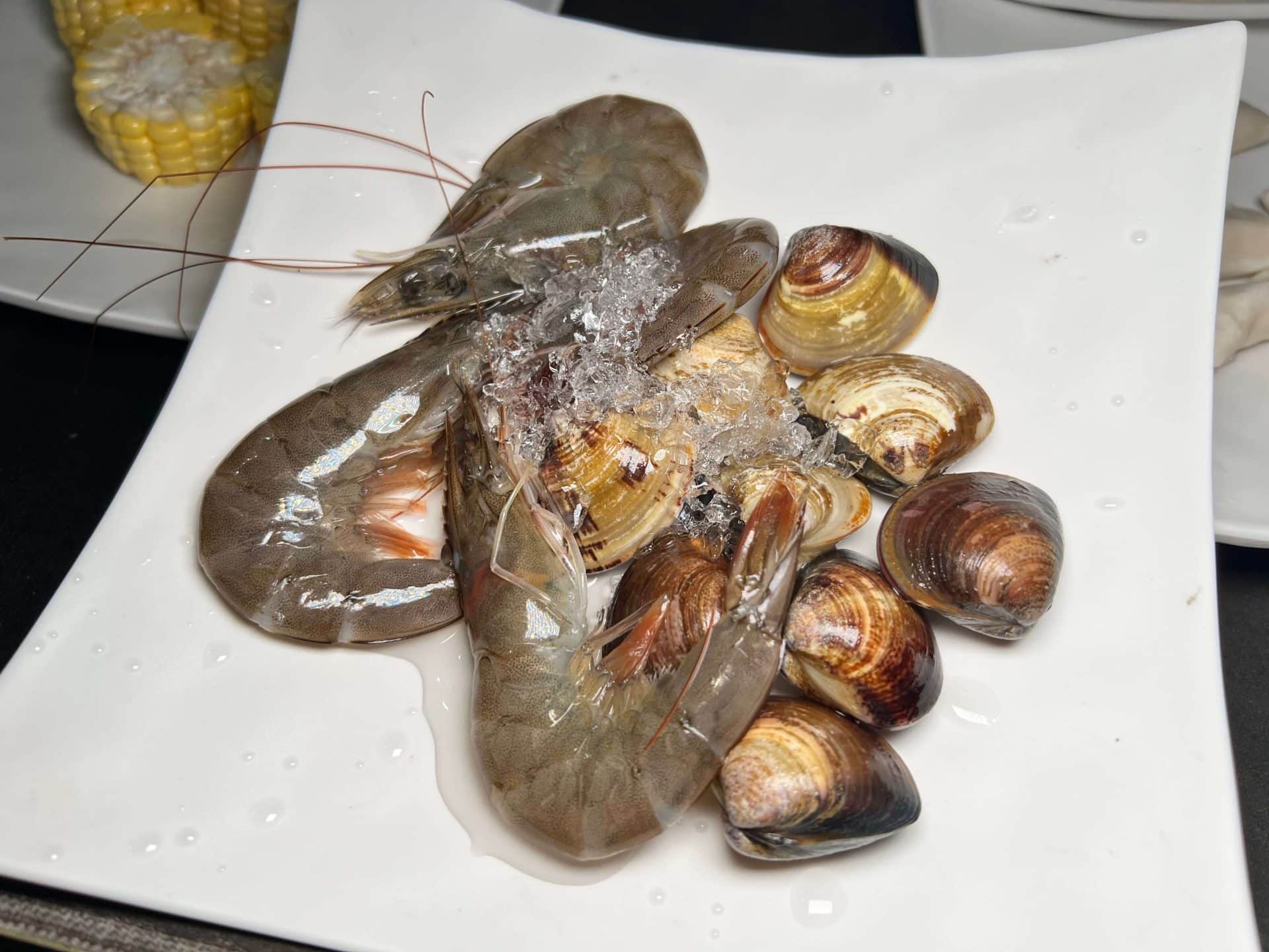【松江南京火鍋】椒心苑|超寬敞座位,近70種菜品、哈根達斯、莫凡彼吃到飽 6 叮咚News|分享新奇與樂趣 - 圖片4 海鮮