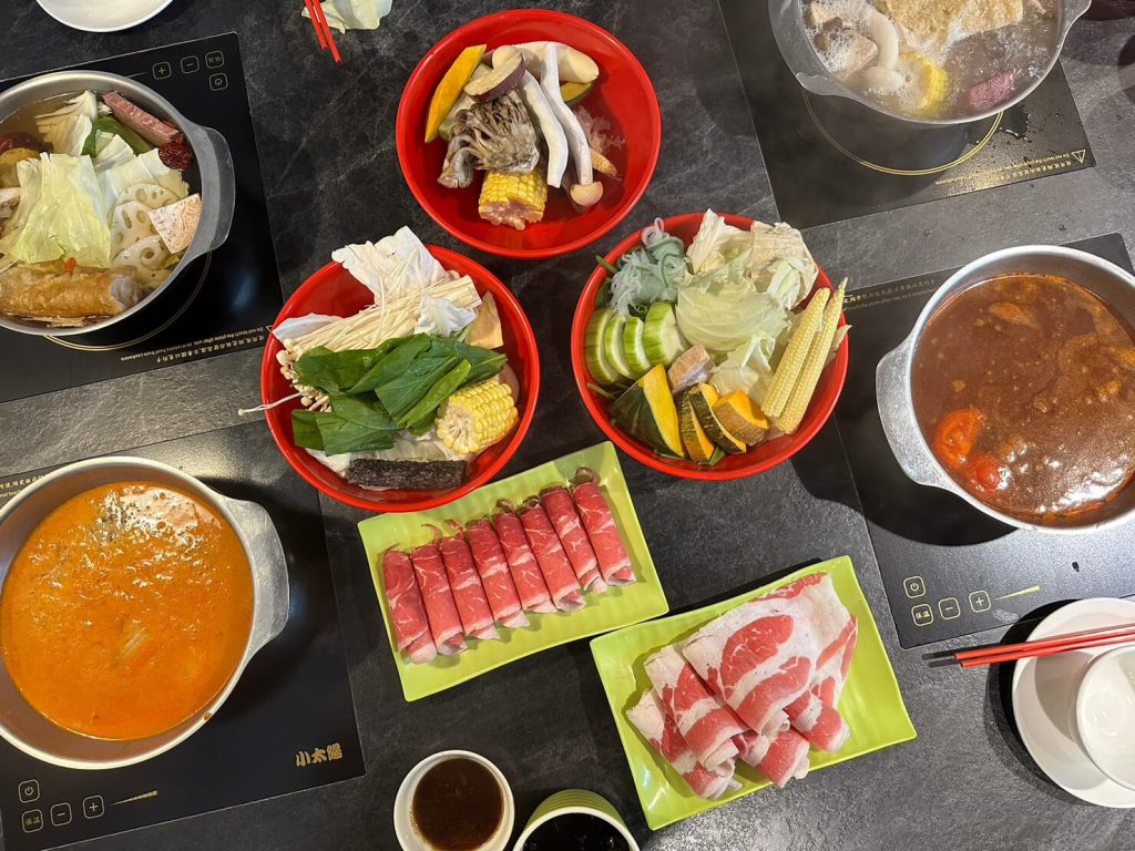 嘉義火鍋|蔬盈市場火鍋,40種以上新鮮蔬菜讓你吃到飽!素食葷食一次滿足~ 4 叮咚News|分享新奇與樂趣 - 蔬盈市場火鍋圖4