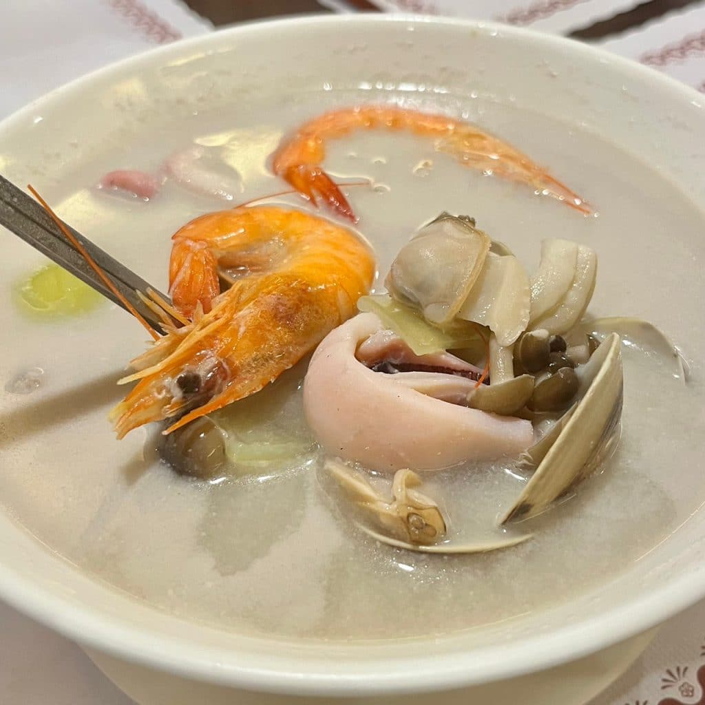 叮咚News｜分享新奇與樂趣 - 左圖１４－泰澤｜椰奶海鮮湯