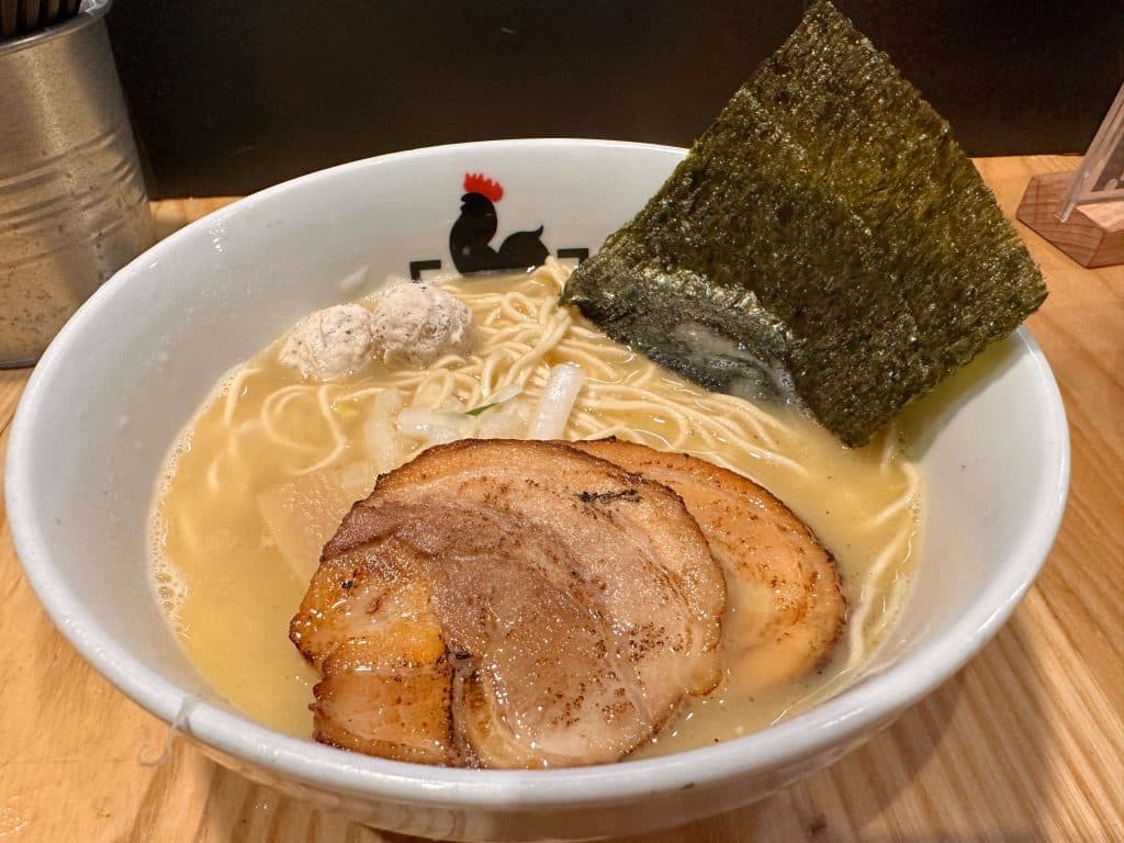 【台北大安區拉麵】鳥人拉麵菜單、評論、訂位、分店資訊!超人氣的雞白湯底是否如傳聞這麼厲害! 叮咚News|分享新奇與樂趣
