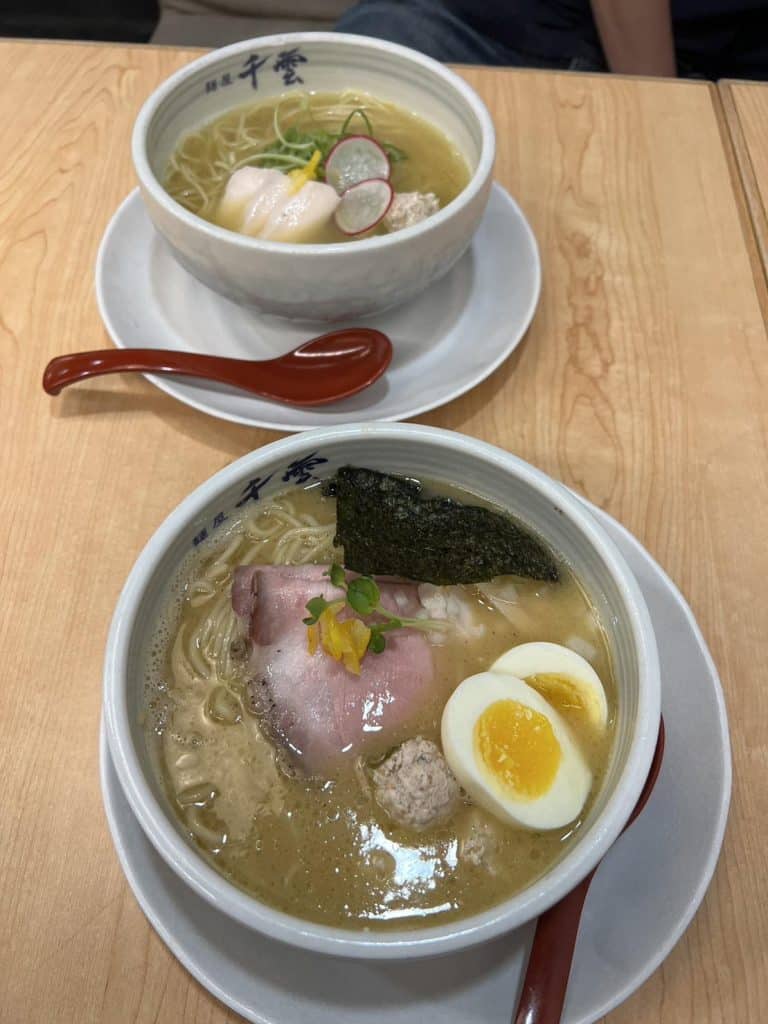 麵屋 千雲 Chikumo 開箱評價|雞白湯拉麵 |台北中山區宵夜拉麵 叮咚News|分享新奇與樂趣