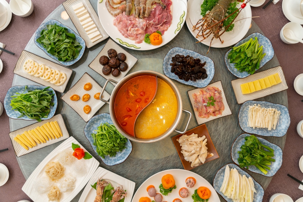 【台中美食餐廳懶人包】(持續更新)在地老饕帶路,從早吃到晚美食攻略|熱炒、火鍋、咖啡廳、日本料理、親子餐廳、早午餐 叮咚News|分享新奇與樂趣