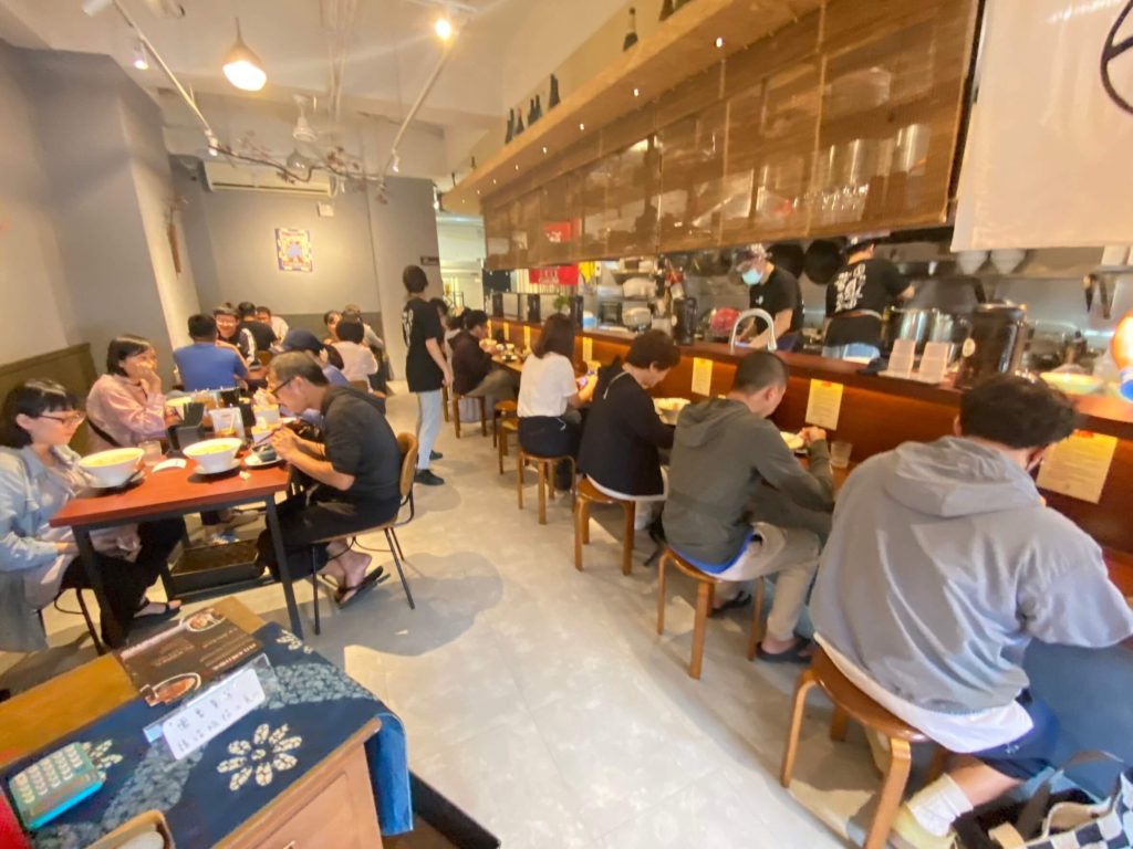 叮咚News｜分享新奇與樂趣 - 圖2 店家內部用餐環境