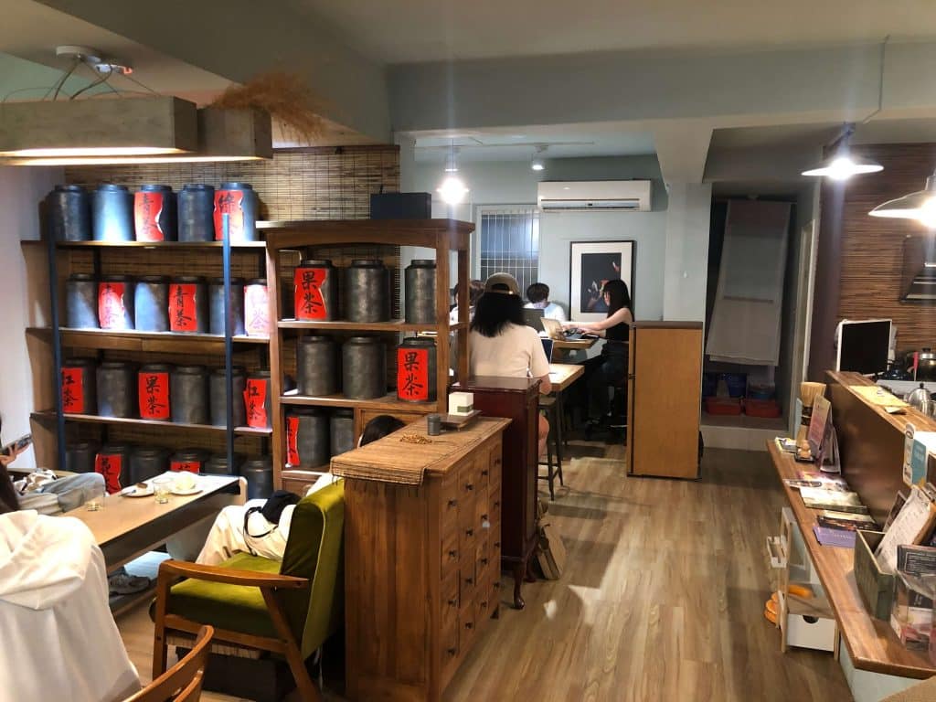 城市草倉 C-tea loft 開箱評價|交通、訂位、菜單一次看,台大附近充滿綠意的超美咖啡廳!公館咖啡廳 叮咚News|分享新奇與樂趣