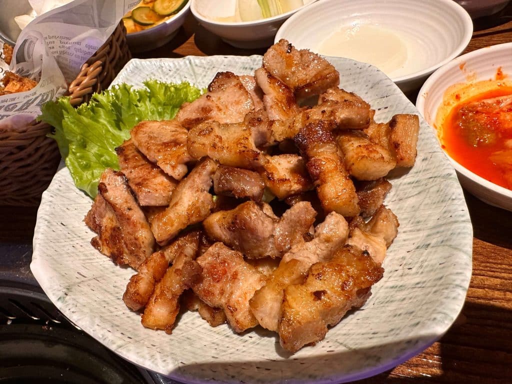 豚花돈꽃 開箱|CP值破表的韓式料理店!(內附菜單)台北韓式料理 叮咚News|分享新奇與樂趣