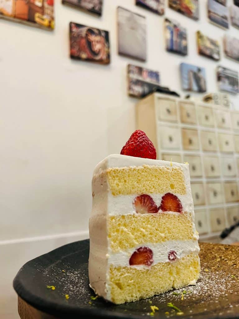 六丁目cafe 開箱評價|菜單、交通、訂位詳細介紹:螞蟻系甜點愛好者必去的日系咖啡廳!民生社區咖啡廳 叮咚News|分享新奇與樂趣