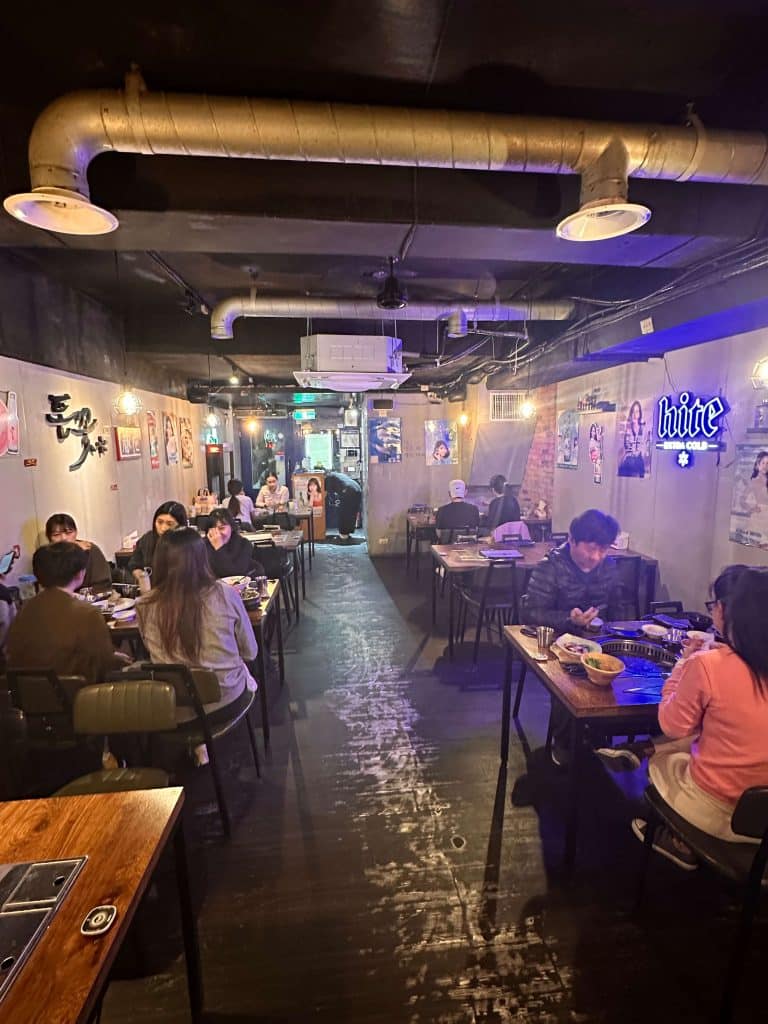 豚花돈꽃 開箱|CP值破表的韓式料理店!(內附菜單)台北韓式料理 叮咚News|分享新奇與樂趣