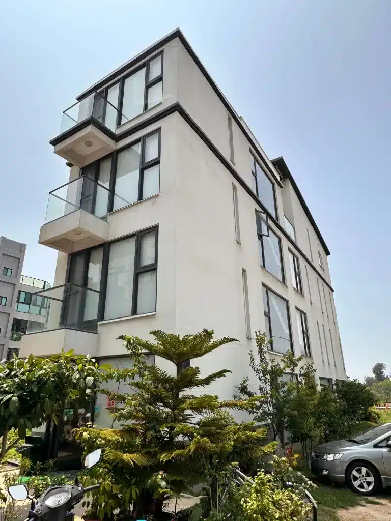 【依山村驛飯店開箱】超大片落地窗!金門住宿推薦! 叮咚News|分享新奇與樂趣
