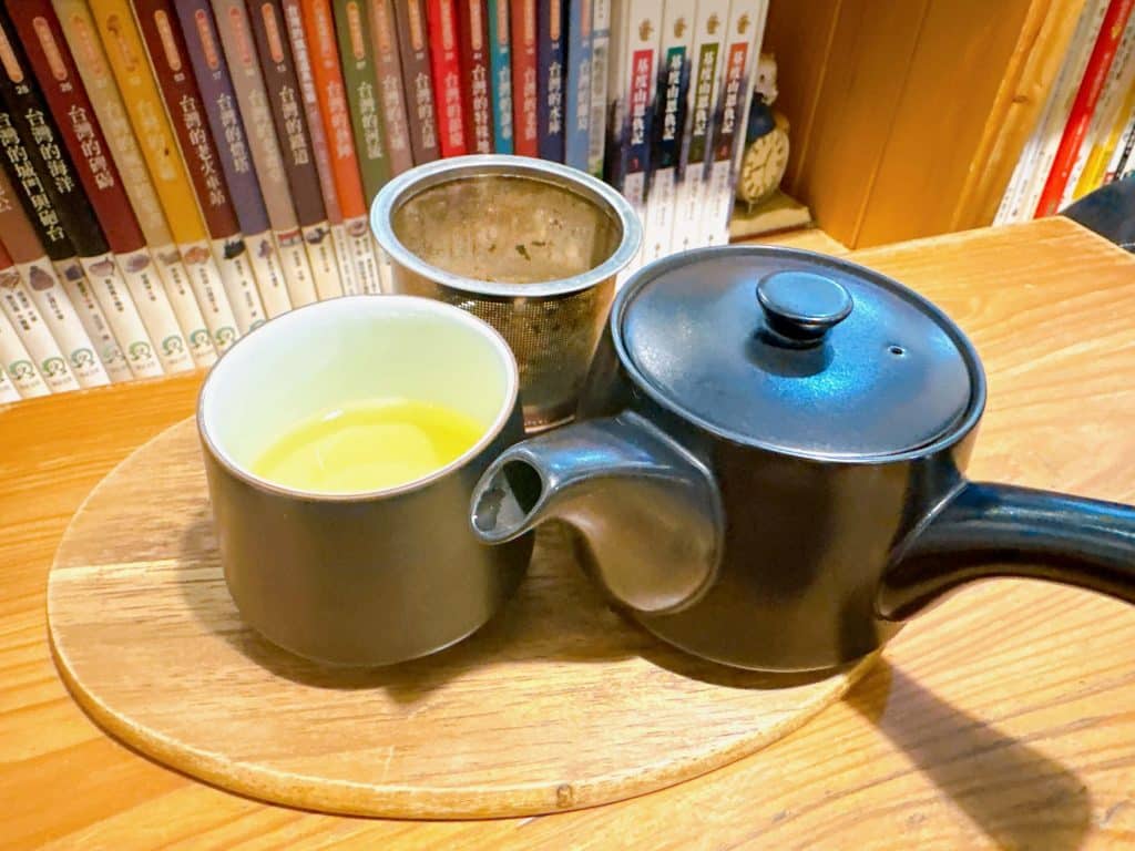 六丁目cafe 開箱評價|菜單、交通、訂位詳細介紹:螞蟻系甜點愛好者必去的日系咖啡廳!民生社區咖啡廳 叮咚News|分享新奇與樂趣