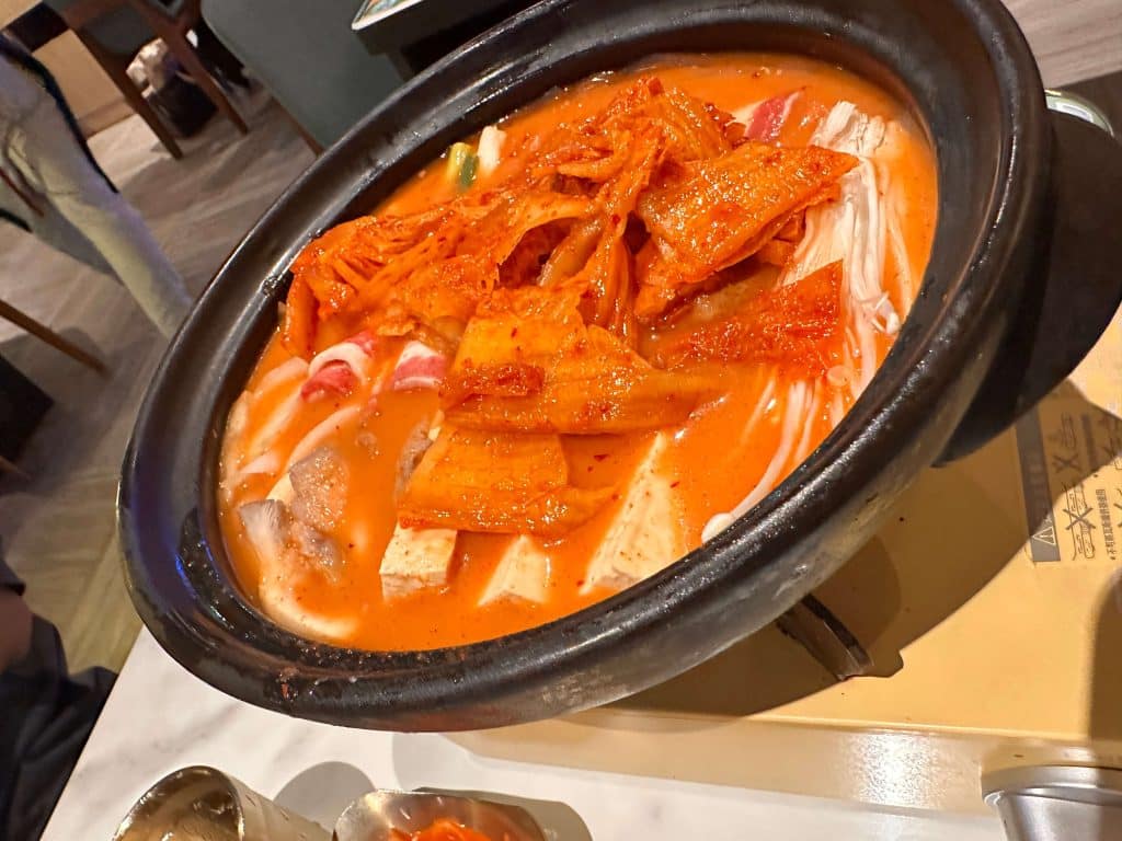 初瓦 開箱評價|菜單、訂位、評論詳細介紹:王品集團聯手孫榮推出的超強韓式料理品牌! 叮咚News|分享新奇與樂趣
