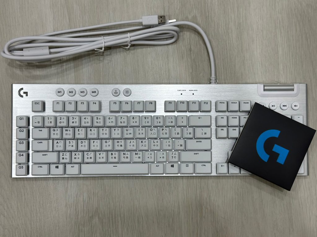 【羅技logitech鍵盤開箱】G813機械式鍵盤評測:美感與極致精準打擊感受 叮咚News|分享新奇與樂趣