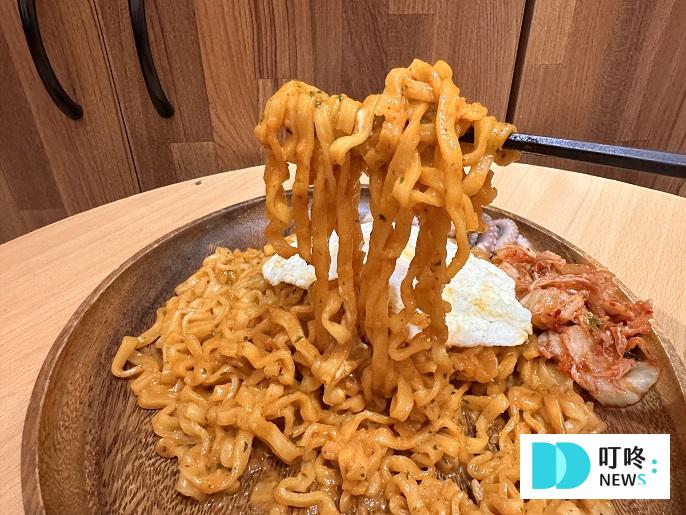 【韓國辣雞麵】韓國辣雞麵開箱評價!口味、價格、試吃心得一次看完! 韓國辣雞麵奶油白醬