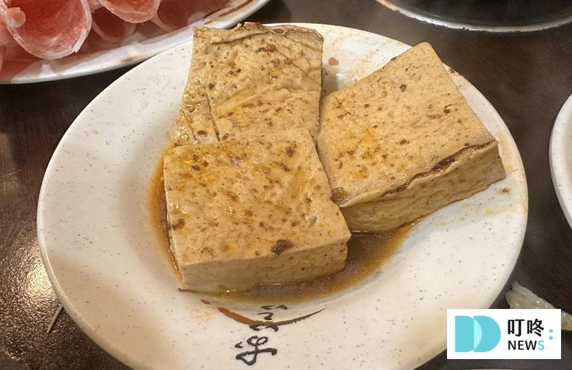 喜鍋屋|最新菜單、非業配評價、訂位電話、交通、超完整懶人包!新北中永和 在地人必推的人氣小火鍋店! 喜鍋屋_臭豆腐