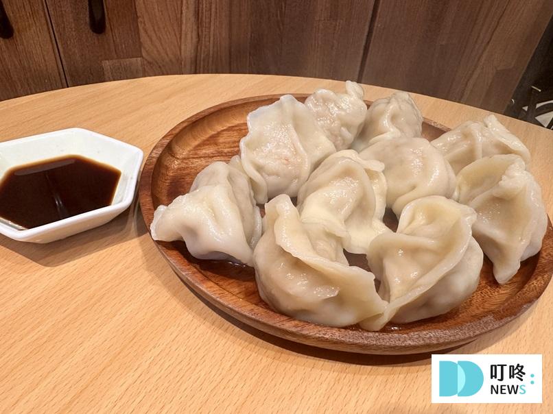 【曾餃子】冷凍水餃開箱:用料扎實、湯汁四溢的爆漿豬肉水餃真心大推! 曾餃子