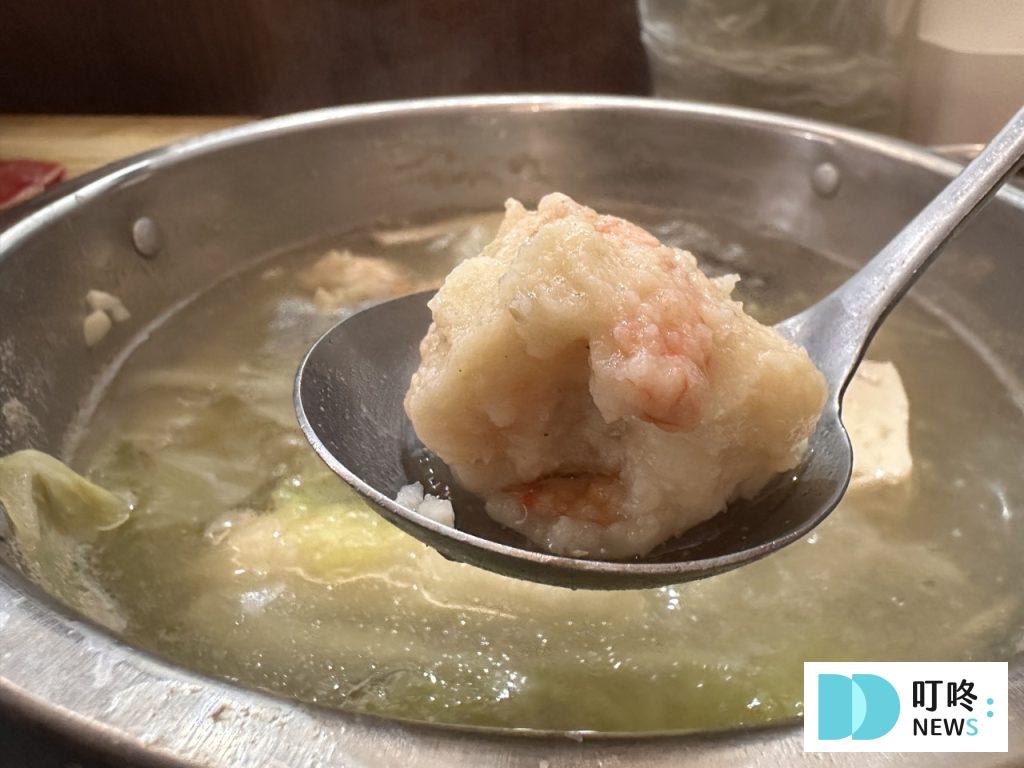 初殿鍋物|開箱評價、菜單、價格、交通、招牌牛奶鍋必點、魯肉飯超級好吃、中和必去火鍋店! 初殿鍋物_蝦滑煮熟