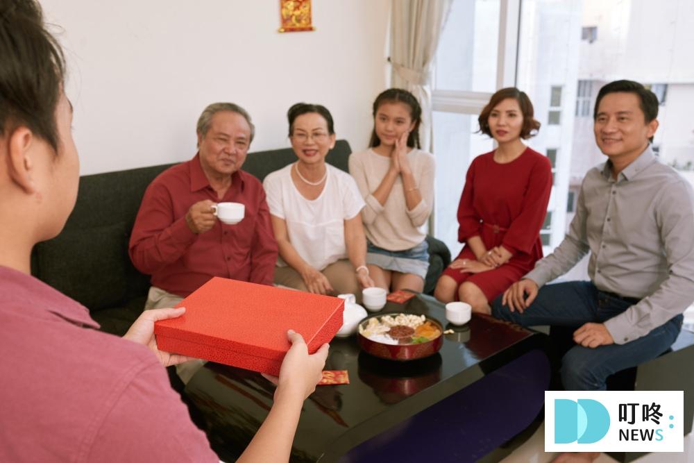 【2025過年禮盒推薦】春節送禮指南:10款禮盒推薦,讓你送禮送到心坎裡 過年禮盒推薦