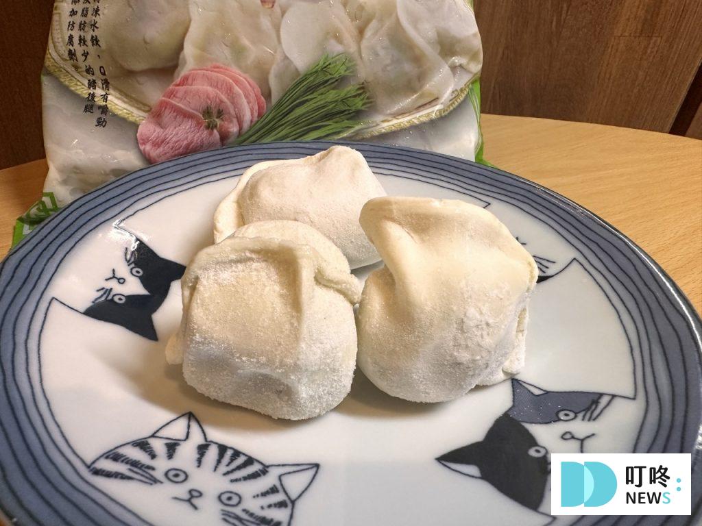 東門興記水餃開箱|林青霞愛店究竟吃起來如何?水餃口味、煮法、評價全攻略!冷凍水餃推薦 東門興記-生韭菜豬肉外包裝