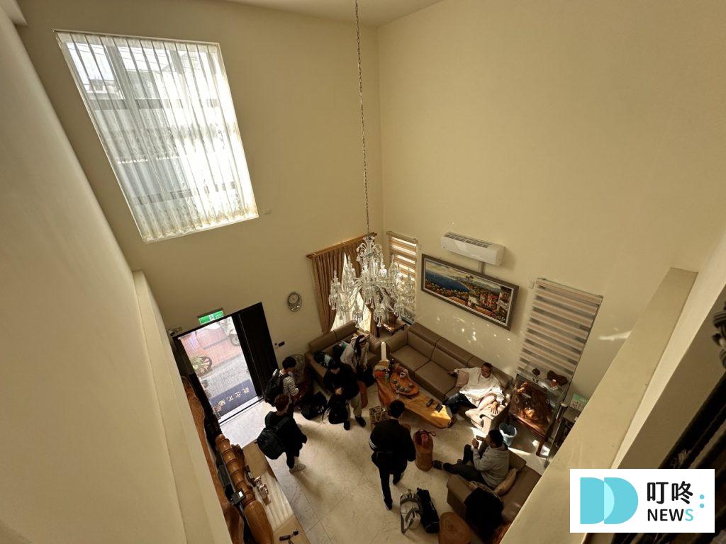 【白色別苑】花蓮包棟民宿|享受桑拿房、被檜木香包圍的住宿氛圍!15人吉安包棟民宿開箱! 花蓮住宿-白色別苑樓中樓