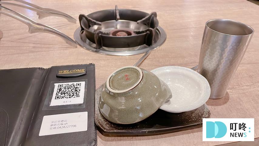 深紅汕頭鍋物|開箱無肉不歡純肉套餐,一人也能免費升級超級海陸饗宴。屠龍秘境專屬海鮮一把抓,優惠拿不完!#台中北屯火鍋 叮咚News|分享新奇與樂趣