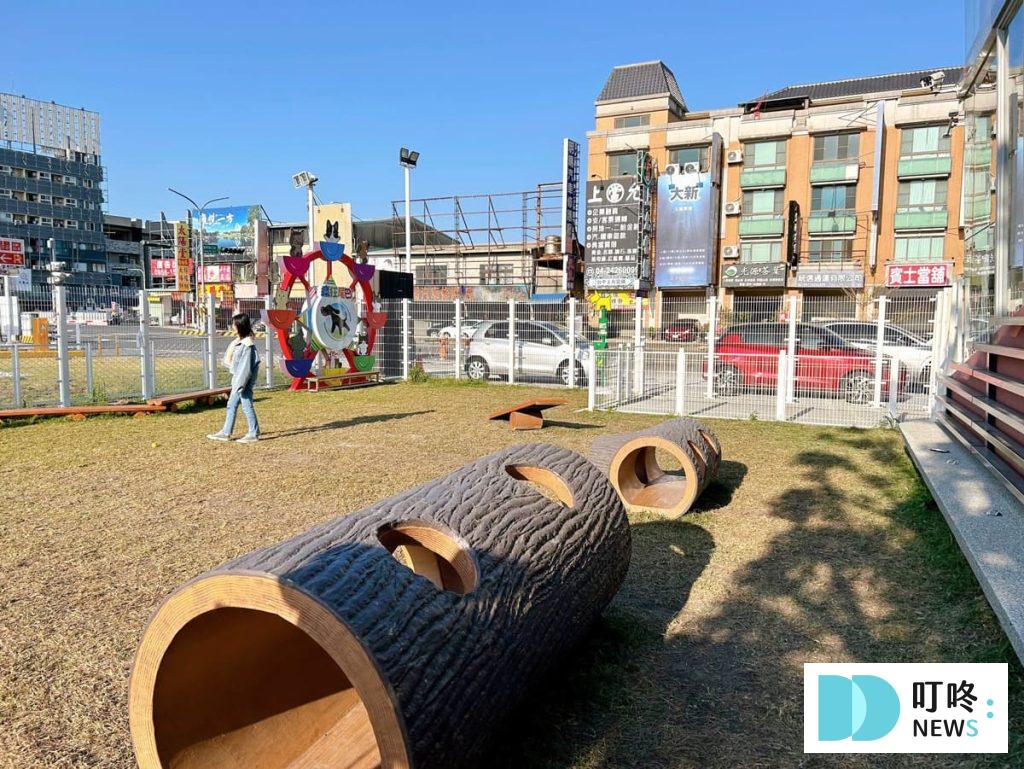 瘋狂尾巴寵物遊樂園|台中最新寵物樂園開箱,停車、收費、園區評價一次看! 瘋狂尾巴寵物遊樂園