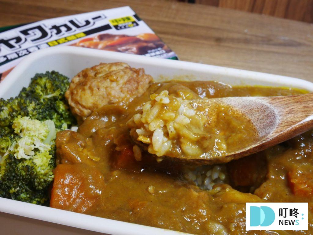 【爪哇咖哩開箱】數十種辛香料熬製,味道層次極其豐富,超過50年熱銷的咖哩商品! 爪哇咖哩_中辣便當2