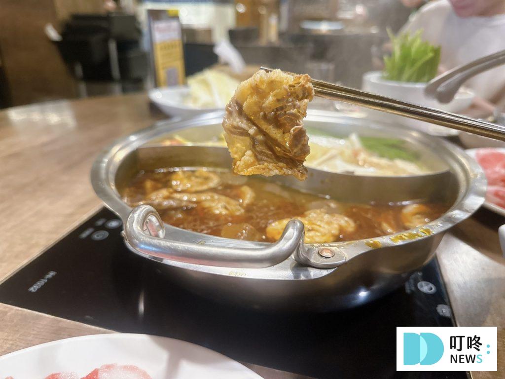 八條老宅|中山區火鍋開箱:辣、香兼備的重慶麻辣鍋底!必點溫體黃牛胸肉! 八條老宅_黃牛煮熟