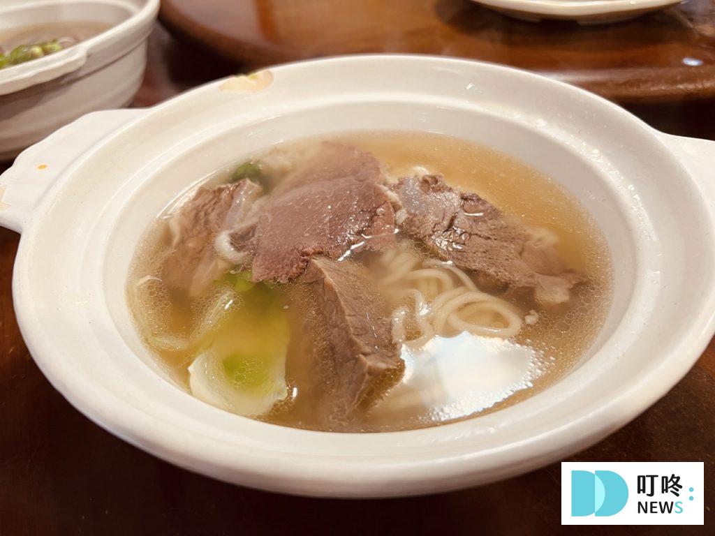 19間台北必比登 2025|推薦評價踩雷|真吃說實話|鵝肉、牛肉麵、滷肉飯、小吃、粵菜、早餐 #必比登地圖 清真中國牛肉麵食館_清燉牛肉