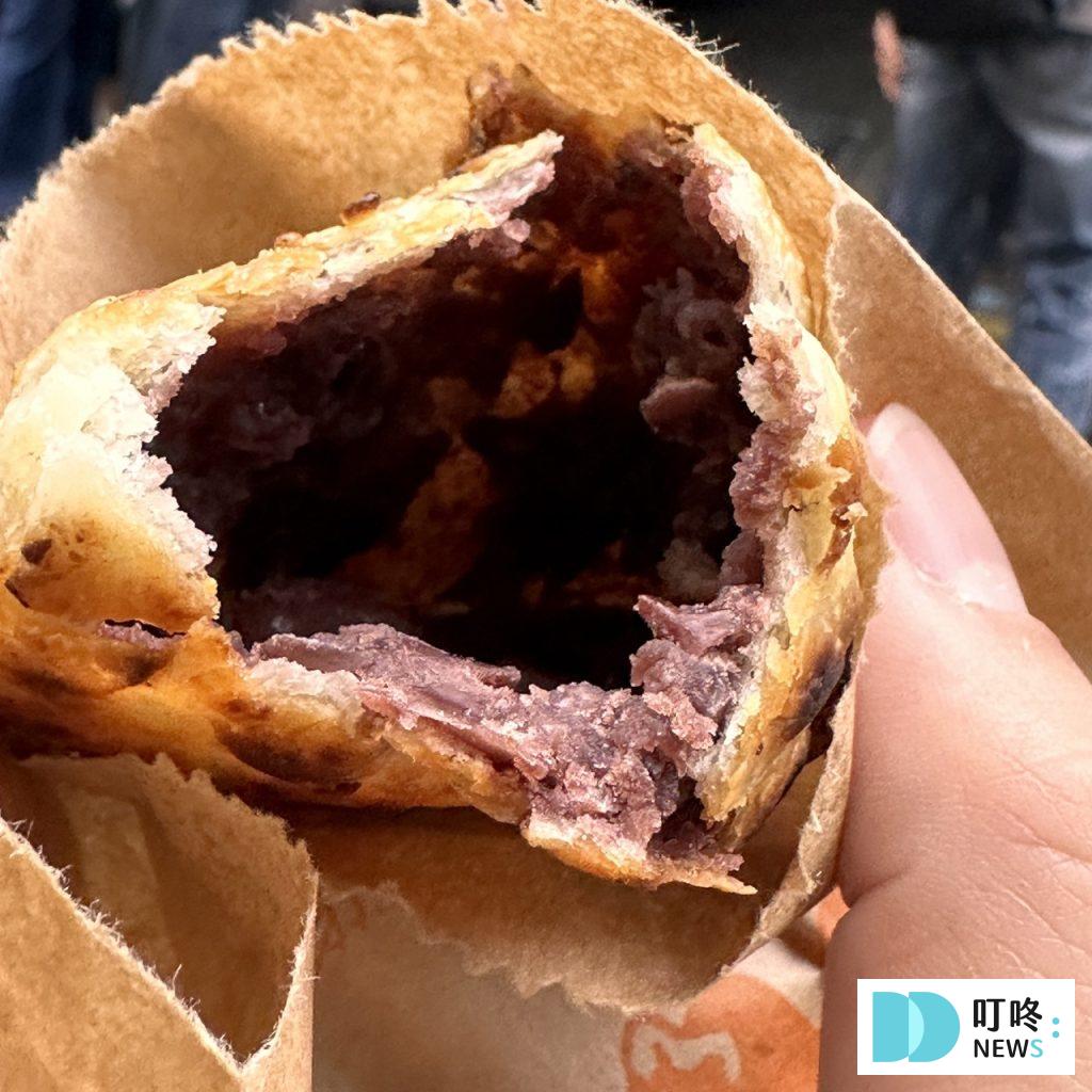 無名推車燒餅|台北必比登美食:大推長燒餅、紅豆餅!15元銅板價夜市美食! 無名推車燒餅-紅豆餅