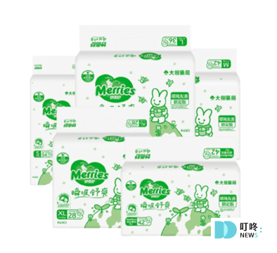 【2025 尿布推薦】寶寶的專屬尿布指南:觸感、吸水、消臭大評比 ptt、Dcard十款超人氣尿布品牌推薦 6.尿布推薦- 【妙而舒】瞬吸舒爽黏貼型紙尿褲:719~989元/箱