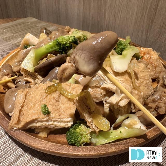 阿國滷味|台北必比登美食:雞翅沒吃到沒關係,雞心、雞胗也同樣驚艷!幾乎無雷的神級滷味店! 阿國滷味_雞心2