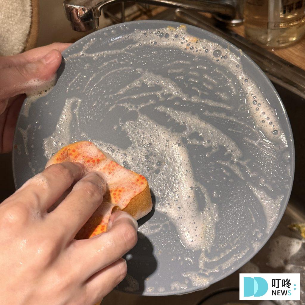 【淨毒五郎】廚房清潔組開箱!蔬果清潔劑、碗盤清潔劑使用心得! 淨毒五郎_碗盤清潔實測3