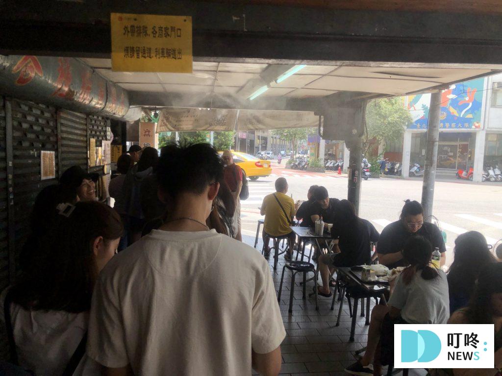 一甲子餐飲|台北必比登美食:祖師廟旁神級焢肉飯!入口即化、肉香四溢,萬華在地的好味道! 一甲子餐飲_排隊