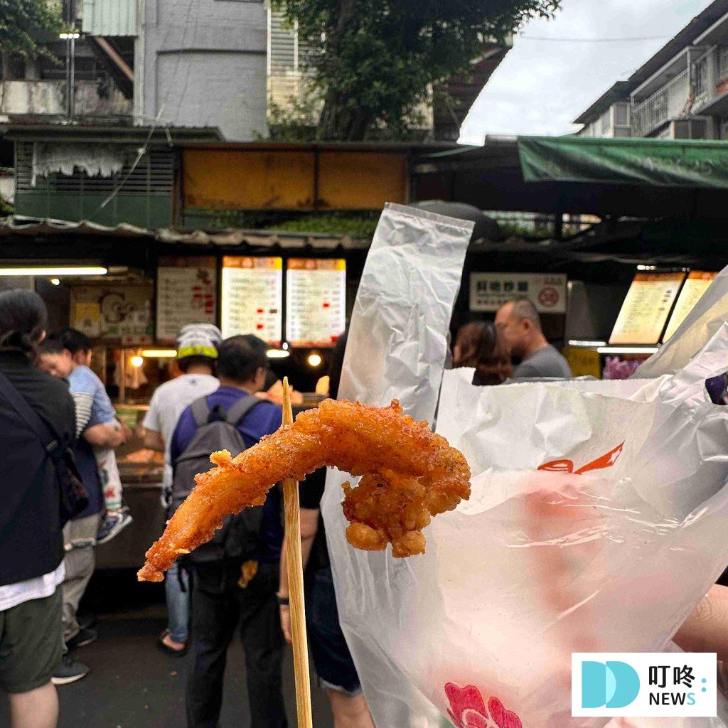 【南機場夜市美食推薦】10大必吃美食!來來水餃、鈺師傅、吾旺再季全上榜!在地小吃、特色美食一次看完! 南機場夜市_好吃炸雞 2