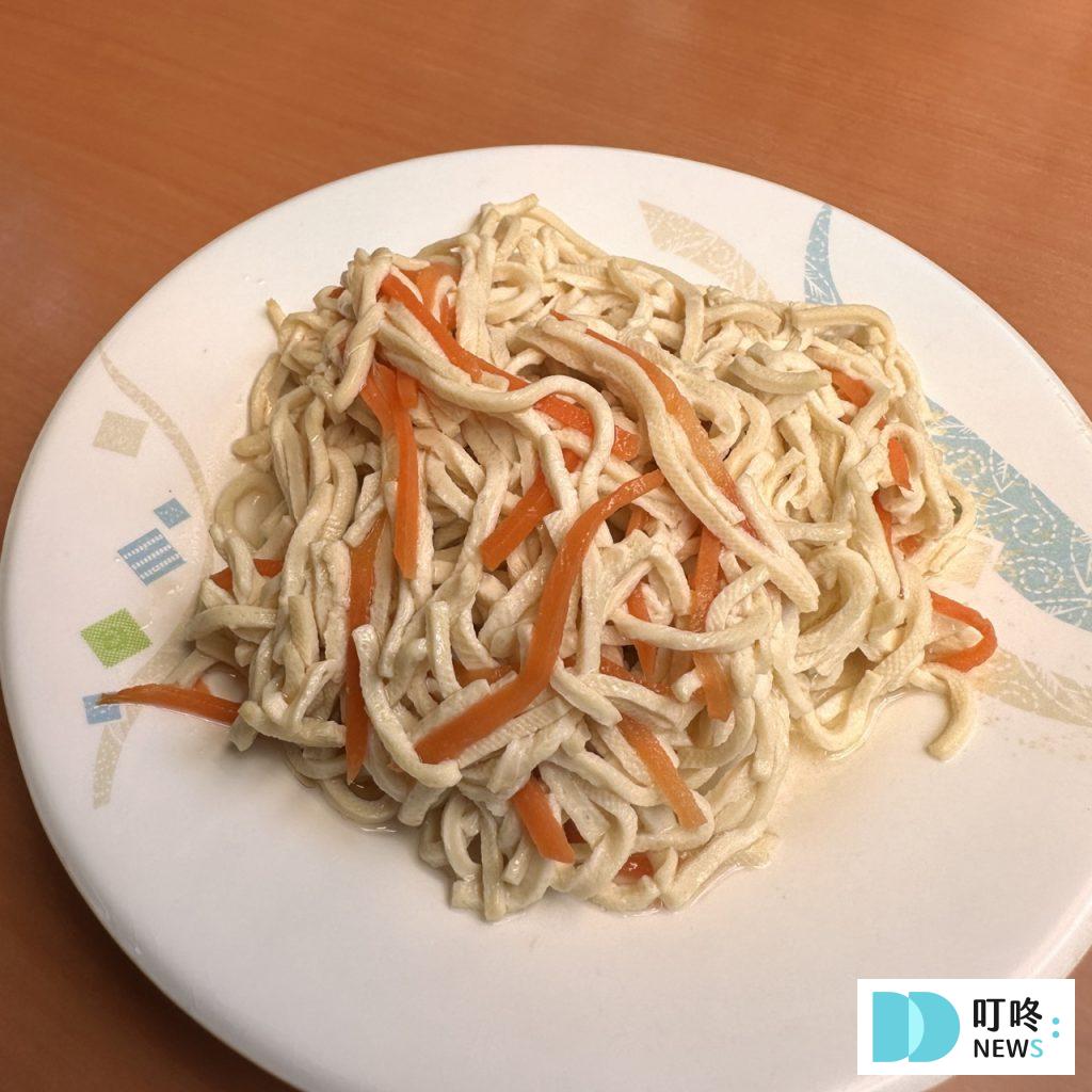 【好公道金雞園】台北必比登美食:深受外國旅客喜愛的中式老字號餐館!小籠包、麻醬麵必點 好公道金雞園_豆干絲