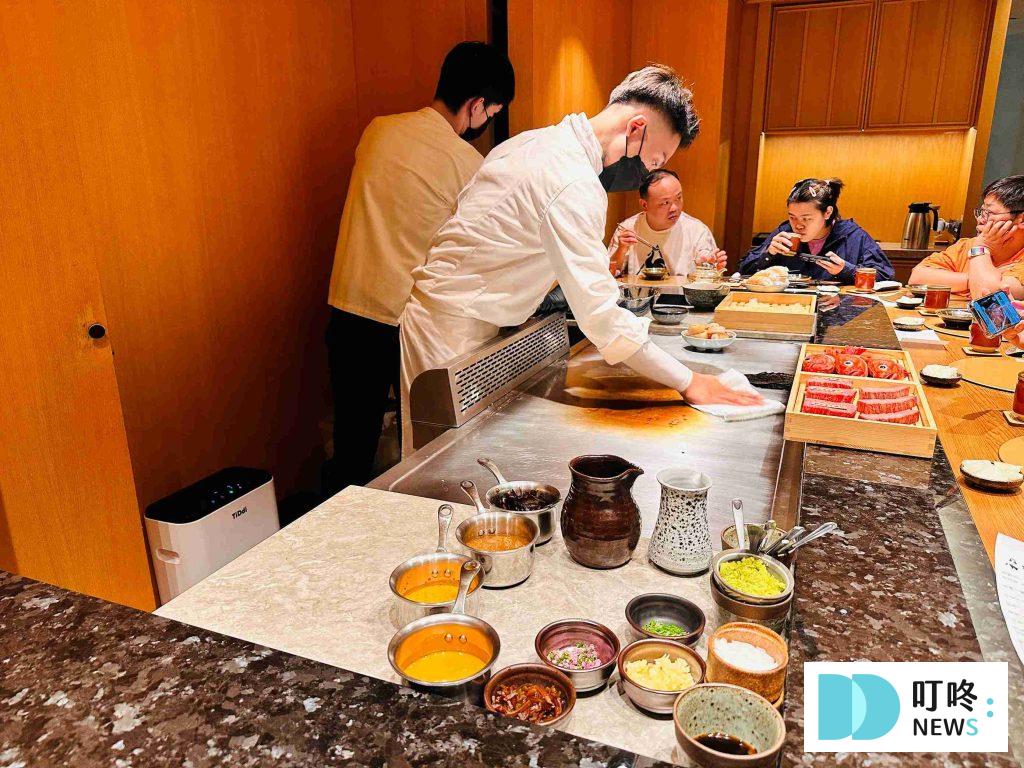 【初魚鐵板燒】台北無菜單鐵板燒料理!龍蝦、鮑魚、和牛 2000 元就能搞定! 初魚_內裝4