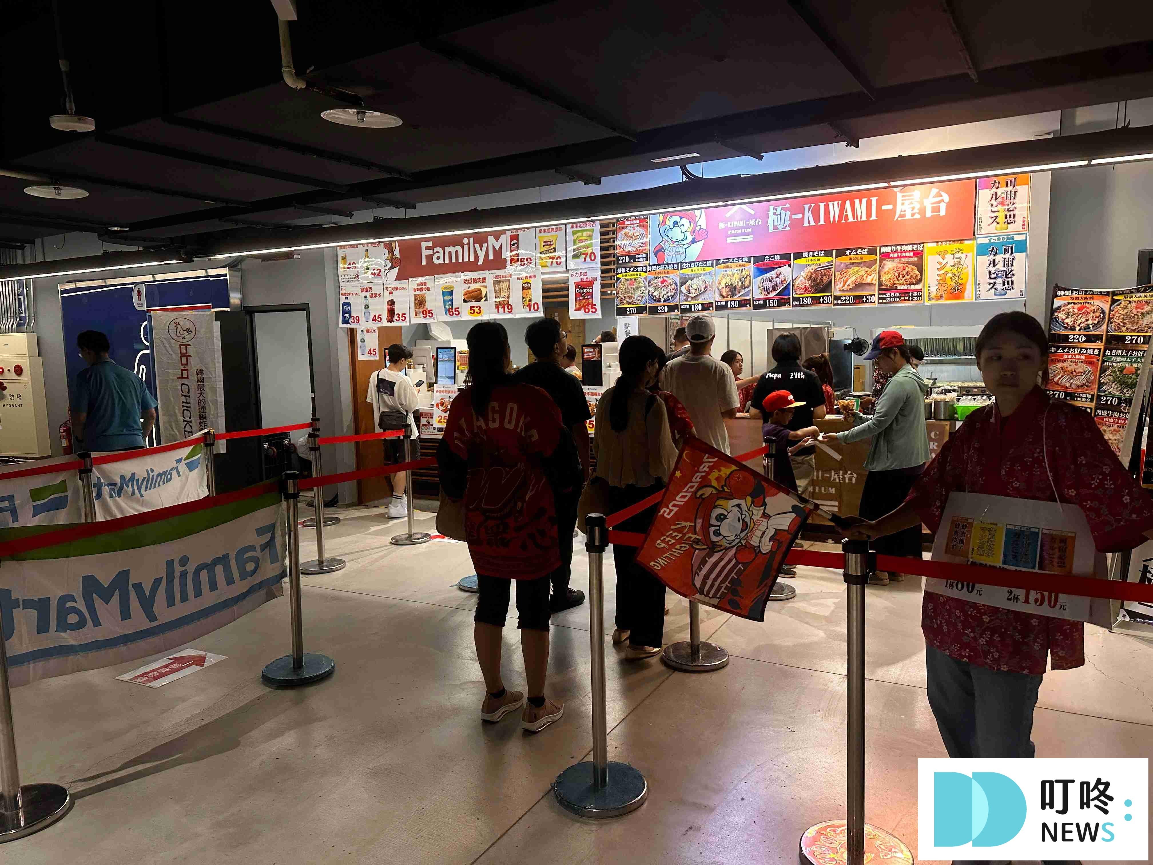 【台北大巨蛋開箱】棒球迷必看!停車場、入場動線、看臺視野完整分享! 台北大巨蛋_攤位