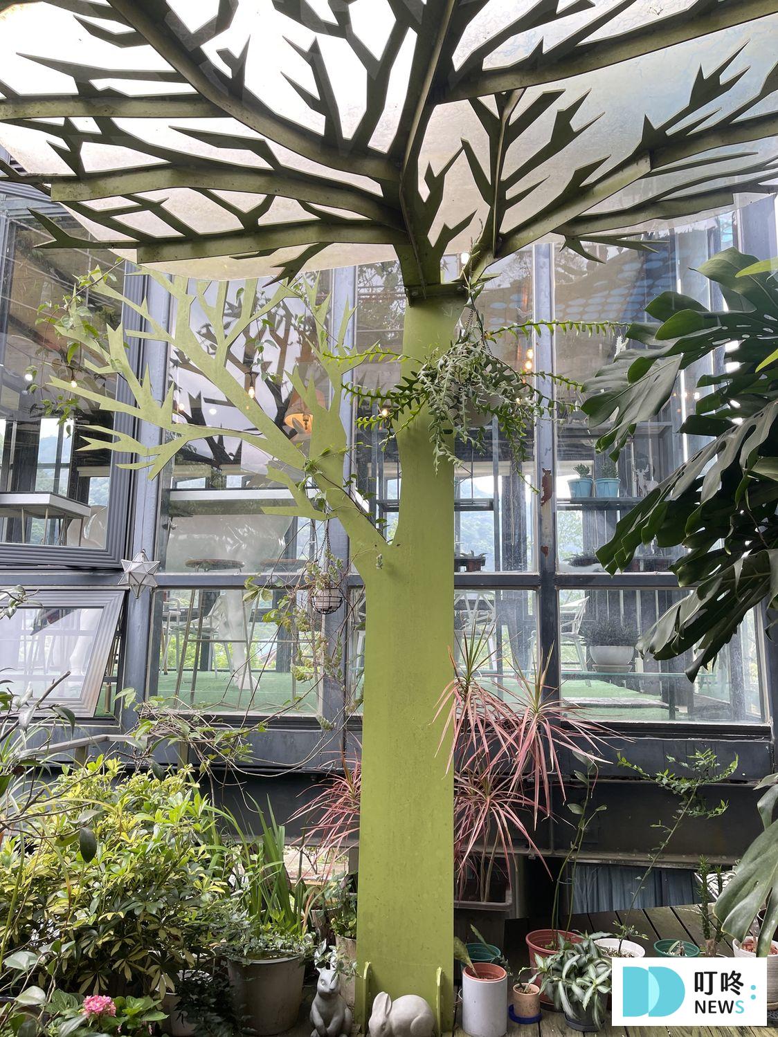【Z cafe】新竹尖石景觀咖啡店,滿滿森林感,走進網紅藝術館!(內有最新菜單) 叮咚News|分享新奇與樂趣