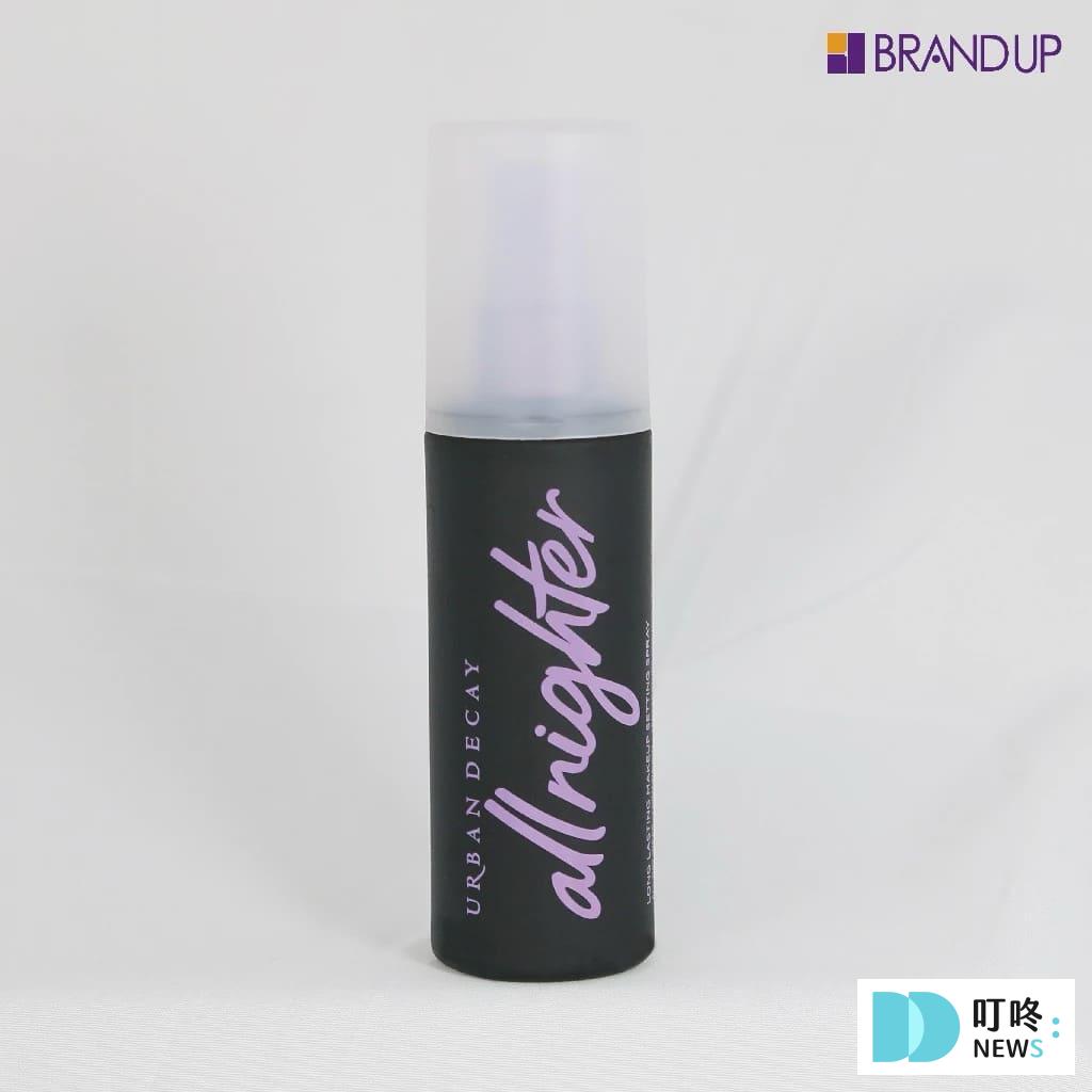 定妝噴霧推薦|輕鬆告別脫妝困擾!定妝噴霧選購原則、常見問題、dcard熱門推薦一次看 叮咚News|分享新奇與樂趣