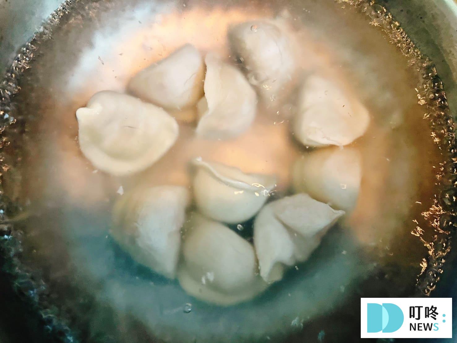 萬萬兩水餃|真實開箱烹煮方法與心得評價,ptt、dcard好評水餃推薦 萬萬兩水餃|開箱心得評價-烹煮方法