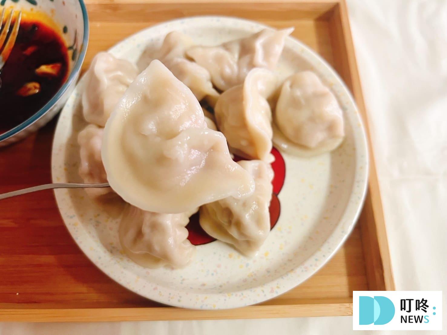 萬萬兩水餃|真實開箱烹煮方法與心得評價,ptt、dcard好評水餃推薦 萬萬兩水餃|開箱心得評價-口感